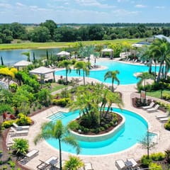 Resort Full Living