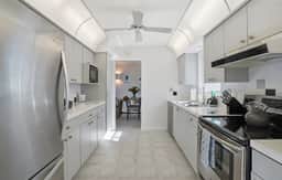 Baycrest Bungalow | Walk to Beaches & Shops on Venice Island
