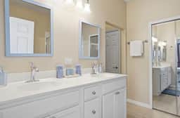 Luxury Palmer Ranch Home-Siesta Key, Pickleball & Pool