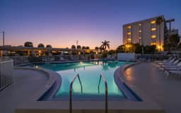 Sandy Feet Retreat – Fully Remodeled Condo Steps from Siesta Key Beach