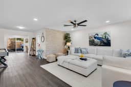 Bikes, Pickleball + Fire Pit | Near Siesta Key & Downtown