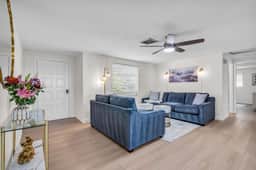Sarasota Sunhaven – Home Near Beaches!