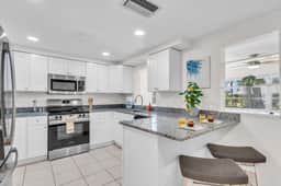 Sarasota Sunhaven – Home Near Beaches!