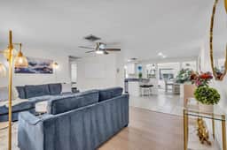 Sarasota Sunhaven – Home Near Beaches!