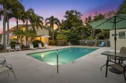 NEW LISTING Relax at Redwood II, Close to Siesta Key Beach, Pool