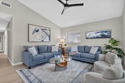 Modern Hacienda: Your Sarasota Home Away From Home - 3-Bedroom | Dog-Friendly | Fenced Backyard | Beach Gear Included | 10 Min to Downtown