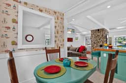 Sapphire Shores Collection | Sleeps 6 - Image 5