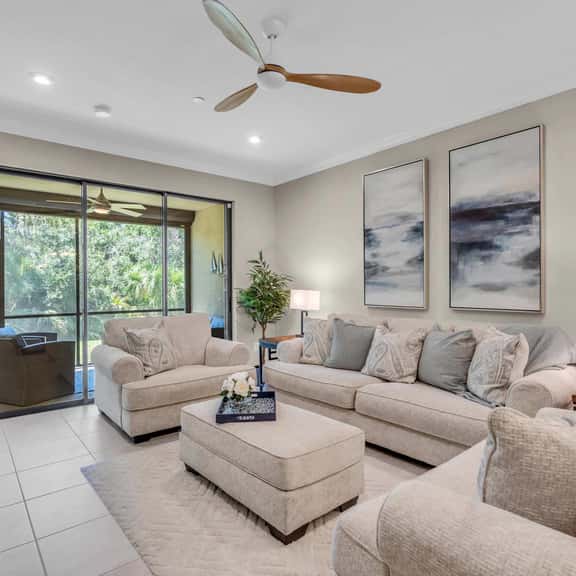 Esplanade Resort Condo w/ Pool, Bar & Garage - Image 1