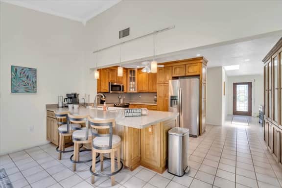 Coastal 2BR Getaway|5 Min to Beach|Pool+Peloton