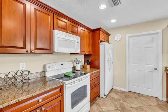 Gulf Gate Dream 2bd 2ba Htd Pool Beaches Shopping
