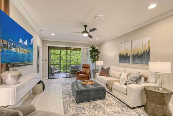 Resort Full Living