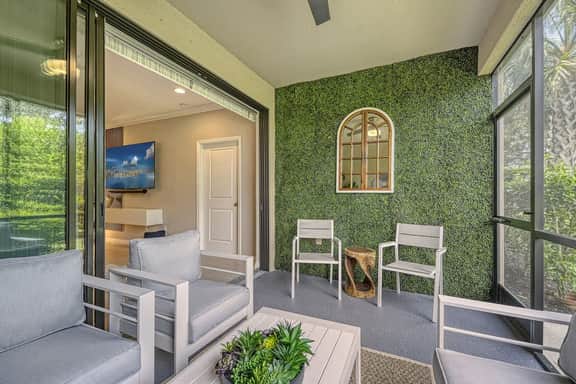 Resort Full Living