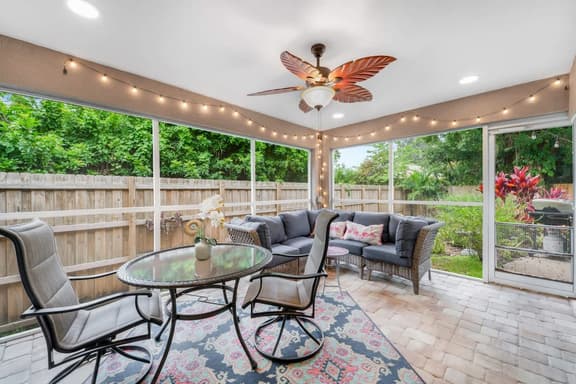 Family-Friendly Retreat Near Siesta Key+Beach Gear