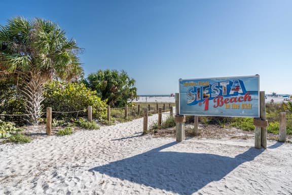 Sandy Feet Retreat – Fully Remodeled Condo Steps from Siesta Key Beach