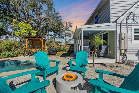 Sarasota Cottage w/ Heated Salt Water Pool
