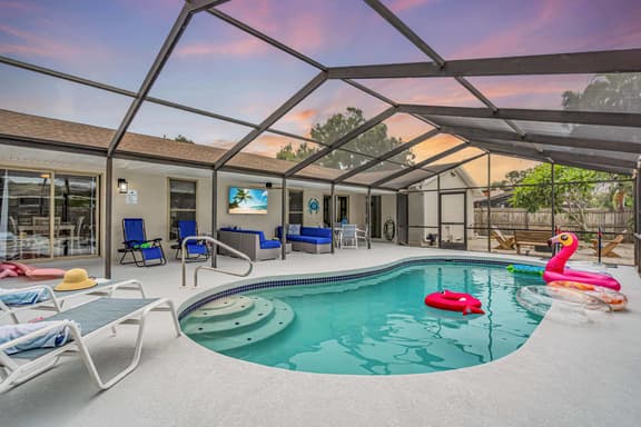 Seashells & Sunshine – Pool, Games, AMI Beaches